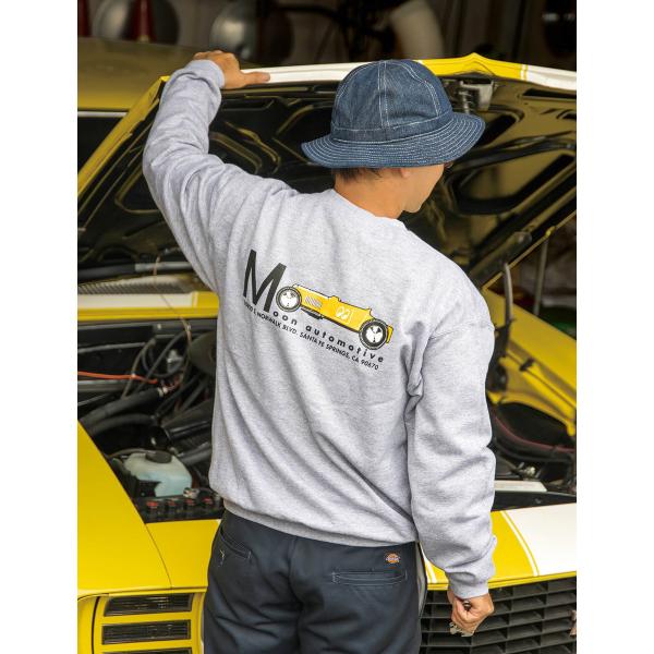 MOONEYES ムーンアイズ MOON Equipped Yellow Roadster MOONEYES ムーンアイズ MOON Equipped Yellow Roadster