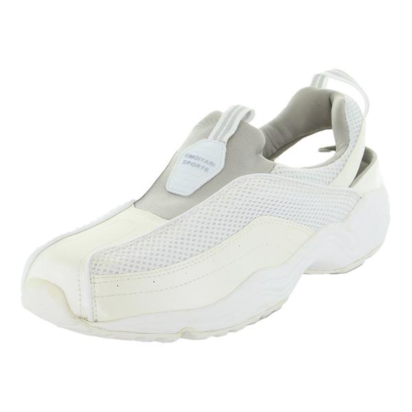 [Release date: August 1, 2014]ムーンスター 現場の声を反映して完成された「おもいやり」シリーズは、スッと履けて体の一部のようにフィットします。スニーカータイプのため緊急時もフットワークが軽い男性看護師向けシュー...