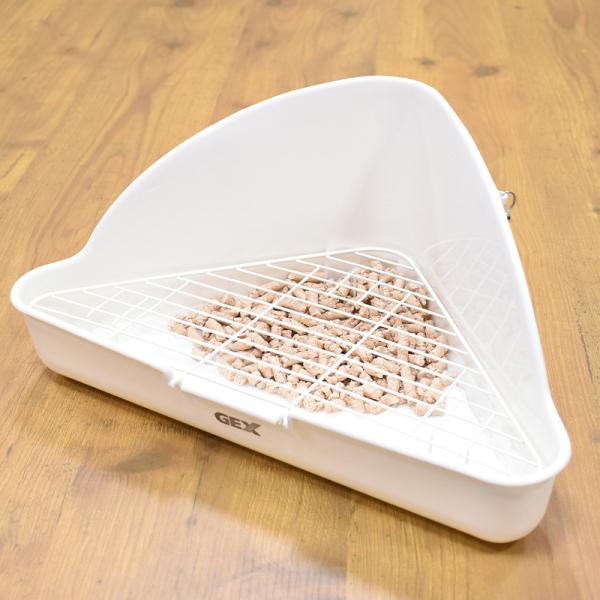 サイズ(最大値)；トイレ；約35.5×20.3×高さ16.5cm　　　　　　　　シーツ；約34.0×21.0cm重量；トイレ；約300g　　　シーツ；約14g/1枚あたり対象；うさぎ、モルモット等の小動物材質；トイレ；ポリプロピレン、スチー...