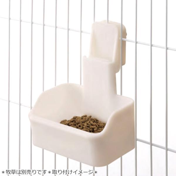 サイズ(最大値)：約12.8×13.3×高さ16.5cm容量：約250mL対象：うさぎ、モルモット、チンチラ等の小動物材質：PS、ABS取付可能部分：ワイヤー太さ：4.0mm以内生産国：中国商品区分：小動物用食事用品●ケージやサークルの側面...