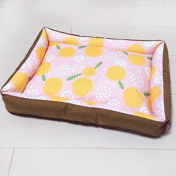 サイズ(最大値)：約39×29×6cm＊上記のサイズは、弊社で実際に測定した数値です。詳細は画像をご覧下さい。＊布製品のため、誤差が生じます。ご了承下さい。重量：約85g対象：うさぎ材質：ポリエステル、ポリ塩化ビニル生産国：ベトナム商品区分...