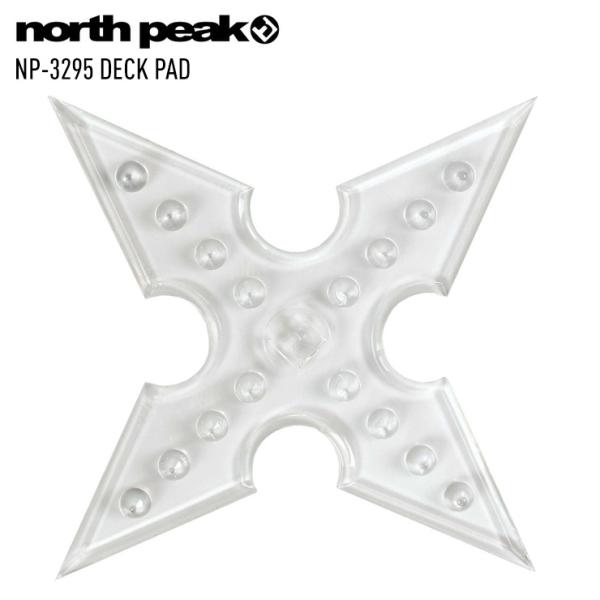 リフトを降りる際に足が滑らないよう、ボードの後ろ足寄りに貼る滑り止めパッド。