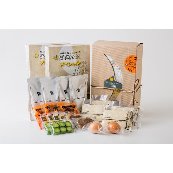 「ぴょんぴょん舎」は、岩手民ならだれもが知っている、焼肉・冷麺の人気店！麺は、キメの細かい馬鈴薯澱粉と小麦粉を使用しており、表面がツルツルでコシの強いのが特徴です。スープは、国産の牛肉・牛骨をベースに鶏ガラを加えじっくりと煮込んだ、コクがあ...