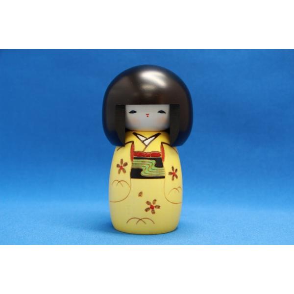 卯三郎作 こけし 幼な子（黄） No-6-26 : 人形のモリシゲ - 通販