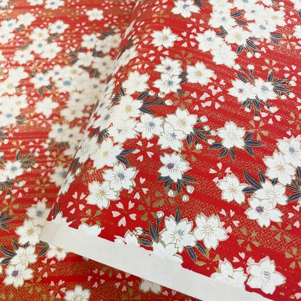 友禅和紙 豪華 赤地に白の桜 金の小桜 大判 約63ｘ93cm 千代紙