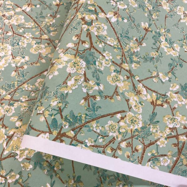 華やかな友禅紙 桃の花 桃の木 淡い緑色 梅 桜 大判 約63ｘ93cm 千代紙