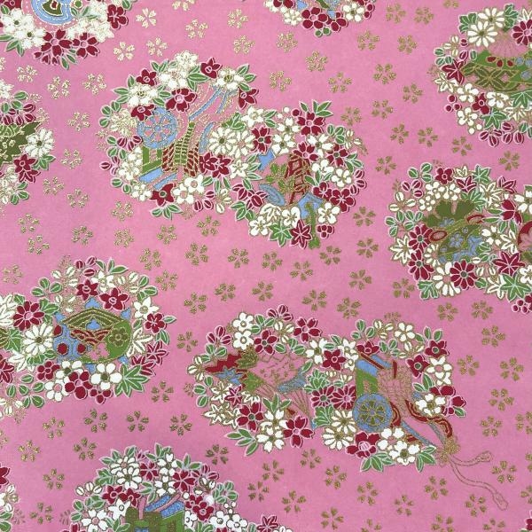 友禅和紙 艶やか花輪に扇 小槌 御所車 ピンク 桃色 大判 菊判 約63ｘ93cm 千代紙