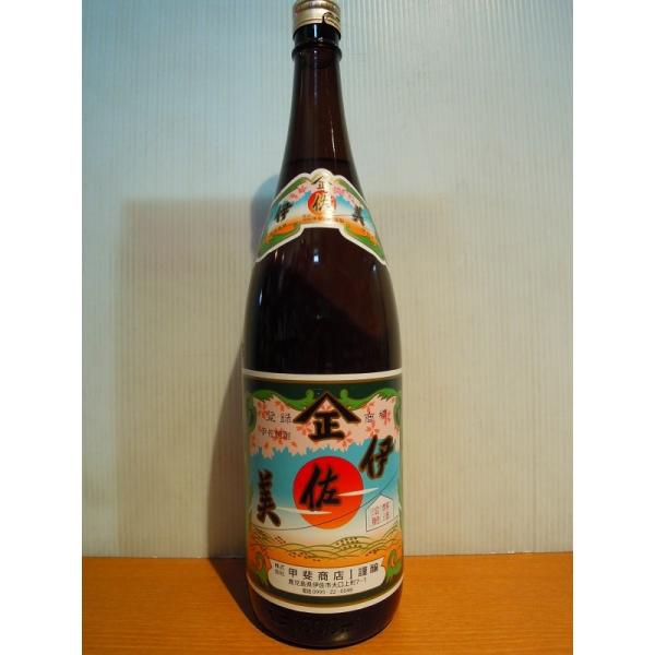 【鹿児島芋焼酎を世に知らしめた伊佐美、鹿児島芋焼酎のプレミアム商品としては未だに不動の銘酒です。】「伊佐美」は、当時白麹製が主流だった時代から変わらず黒麹製を採用。それにより、黒麹らしい濃厚な味わいですが、クセも強くなくバランスが非常にとれ...