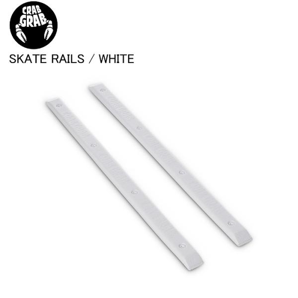クラシックなスケートボードレールにインスパイアされた形状とデザインを備えたこれらのピールアンドスティックフォームレールは、トップシートをつかむための余分なグリップを提供し、片足でのランディングのためのトラクションを提供します。