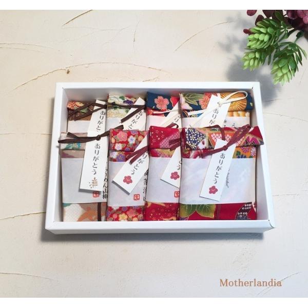 京都では「ぶぶ漬け」と呼ばれ、さまざまな逸話や小話が数多く残るお茶漬け・・・手軽にさらさらっと軽くリセットしてくれる日本が生んだ、素朴で素敵な食文化の一つです。そんな「お茶漬けのもと」を厳選し、カジュアルでちょっとしたプレゼントにも最適な形...