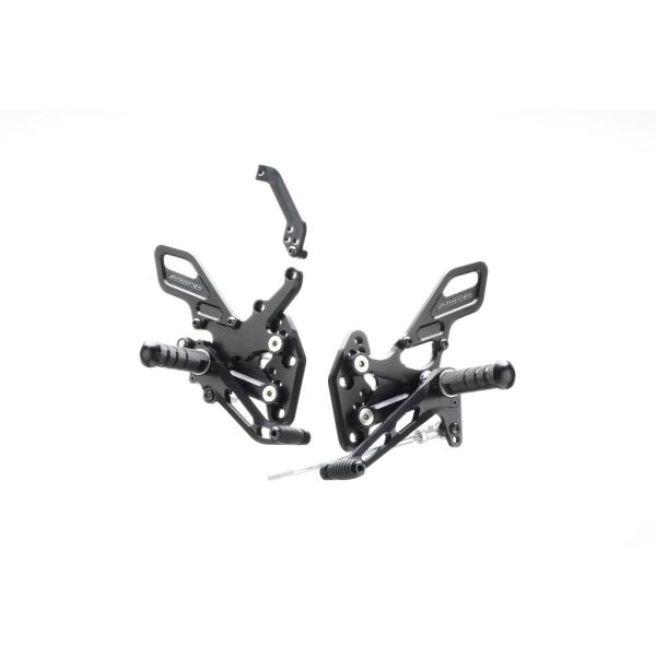 STRIKER �X�y�V�����X�e�b�v�L�b�g 4�|�W�V�����i�u���b�N�j/GSX-R125 ABS SS-AA2147B