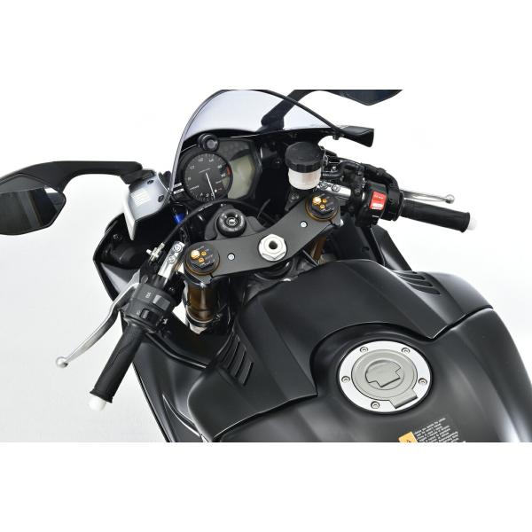 moto-zoa_itm0015828175