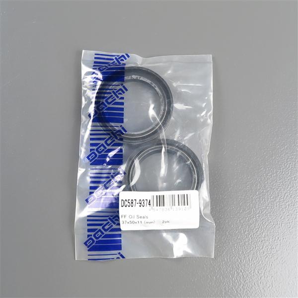 ◇DACHI ダチ フロントフォーク オイルシール 37×50×11mm 展示品