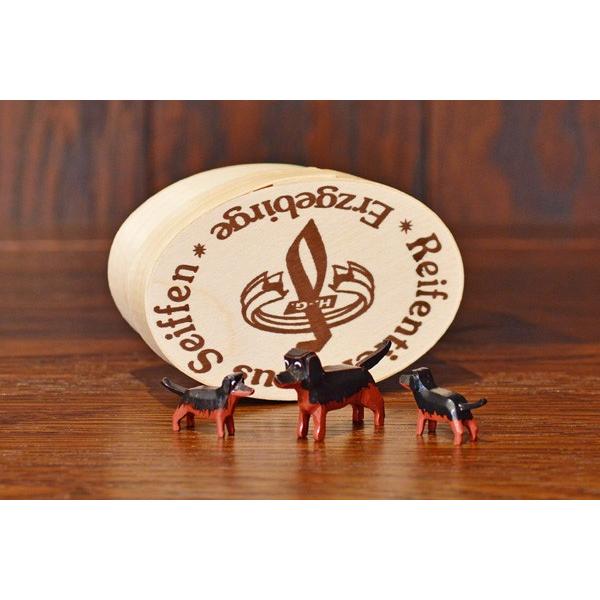ドイツ木工芸品 犬の家族 ダックスフンド ３匹セット わっぱ入り Springboardmarketing Com