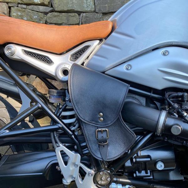 BMW R9T マットブラック サイドフレーム2個セット BMW R9T マットブラック サイドフレーム2個セット