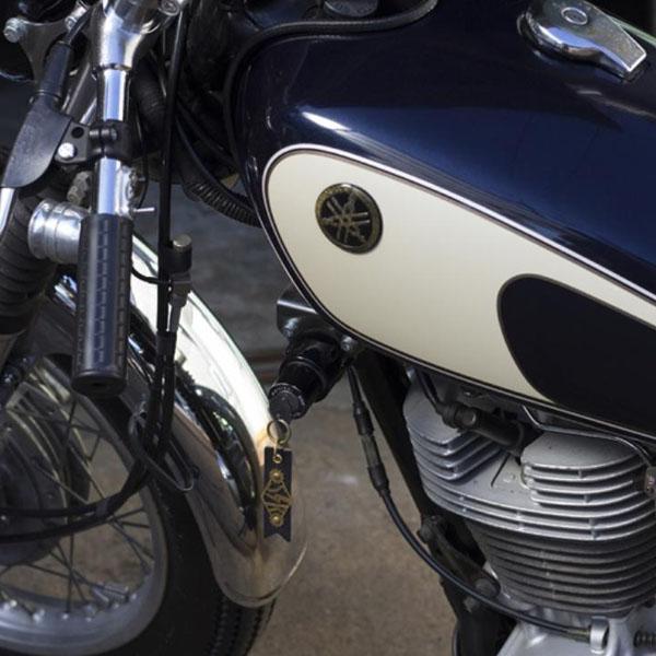 ヤマハ SR400/500 IGスイッチ移設キット モーターロック : モトパーツ