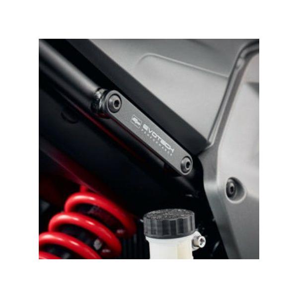 トライアンフ デイトナ660 パッセンジャーフットペグ 脱着キット ブラック エボテックパフォーマンス