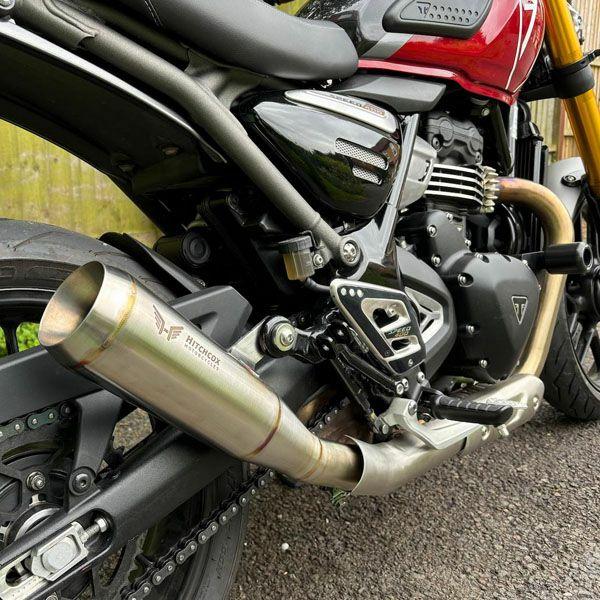 トライアンフ スピード 400 スリップオンマフラー HITCHCOX