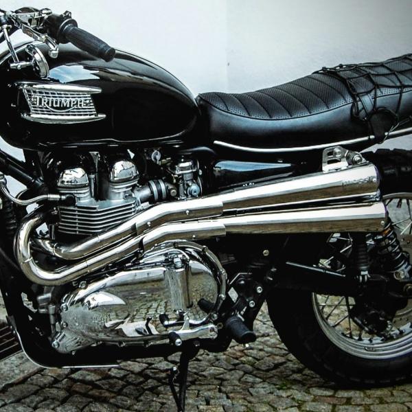 トライアンフ　スクランブラー　マフラー トライアンフ 空冷スクランブラー ステンレス2in2 Up-Left フル