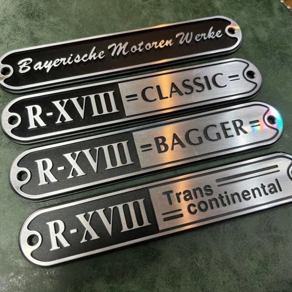 BMW R18 エンジンプレート 各種 2枚セット KERTS : モトパーツ バイク