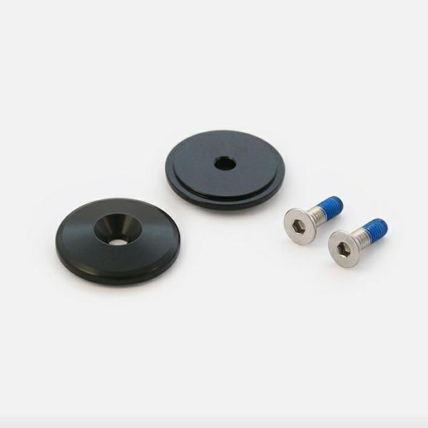 水冷トライアンフ用 ロープロファイル バーエンドキャップ ブラック TEC