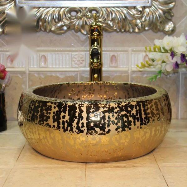 A32004 ʃ{E ʃ{[  萅  􂢔 ʊ