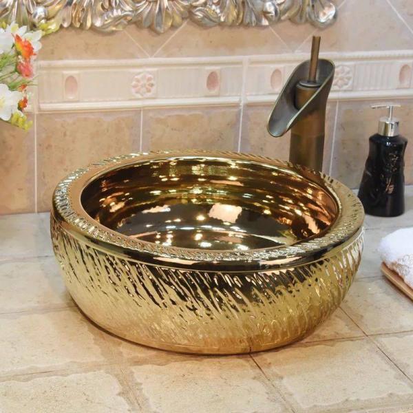 A32037 ʃ{E ʃ{[  萅  􂢔 ʊ