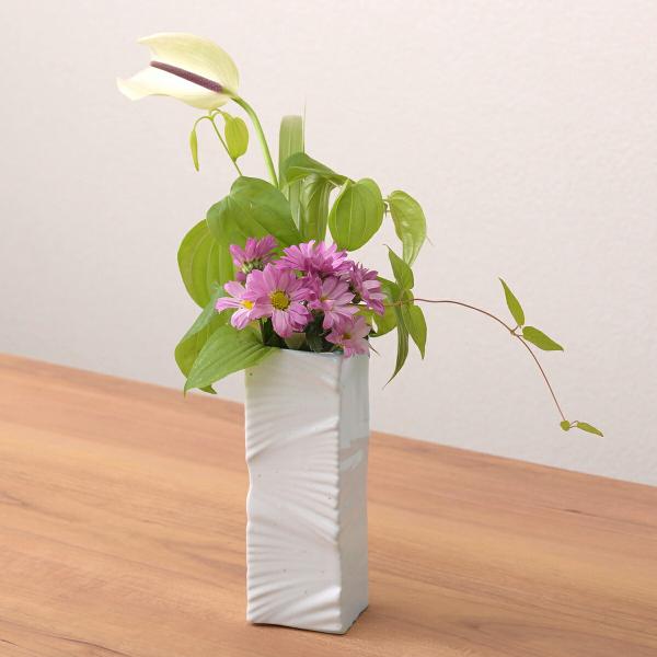 美濃焼 年中使える 白斑点 花瓶 花器 フラワーベース 和風 洋風 和室 洋室 インテリア雑貨 インテリア おしゃれ 花 フラワー 角型 四角 磁器