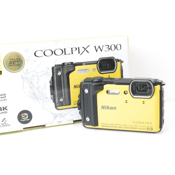 mrabbit-camera_c000359