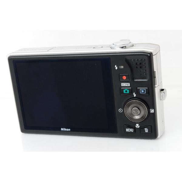Nikon �j�R�� COOLPIX S8000 �V�����p���V���o�[ ���i�摜2