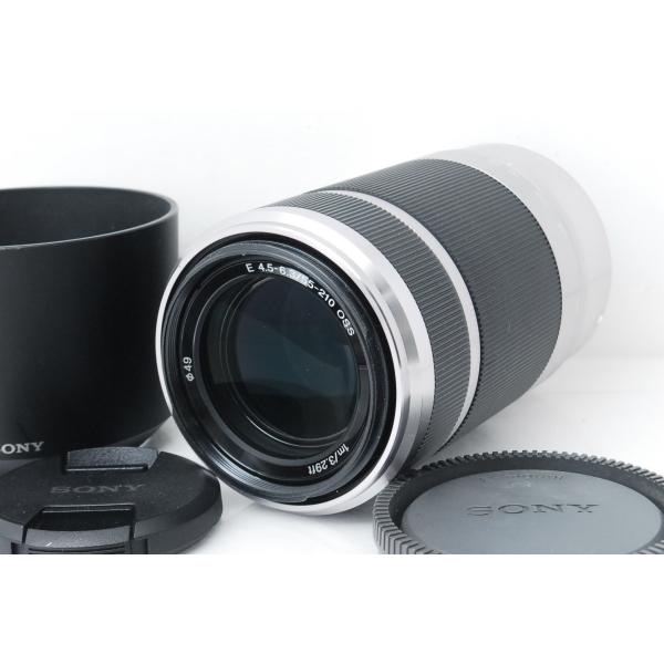 ＜＜コンディション＞＞【レンズ外観】わずかなスレ・キズ程度で全体的にとても綺麗なコンディションです♪テカリもなく、質感も良好！ベタつき等もなく快適にお使いいただけます♪【レンズ内】使用に伴うチリ等の混入程度で撮影には影響ございません♪【動作...