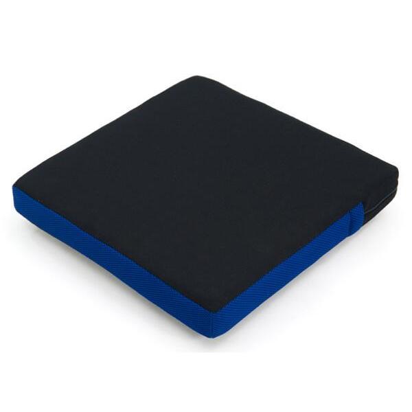 エムズハウス は 介護用品 をお届けする専門店です商品名/型番 車椅子用クッション E-1クッション三層構造で、上層にウレタンフォーム2.5cm厚、中層にマイクロチップ2.5cm厚下層にウレタンフォーム1 cm厚3層構造の厚みと張り合わせを...