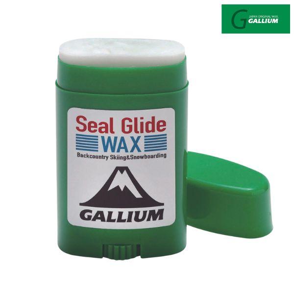SEAL GLIDE WAX 30gシール専用WAX バックカントリー向けシール専用WAX！！ 固形WAXで簡単に生塗りでき、ガリウム＋ フッ素含有で、汚れや水も弾くので凍結防止 効果もあります！！ 品番/SW2218