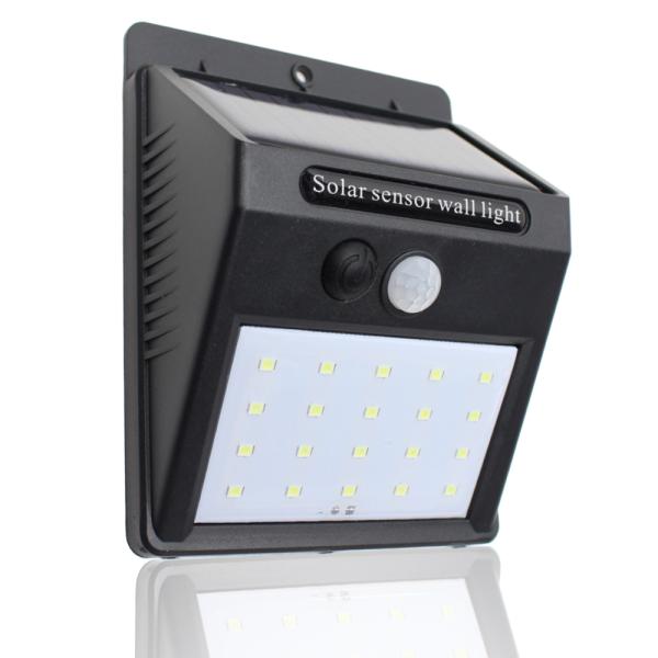 【商品説明】電池切れの心配がないソーラー充電式センサーライト。20個のLEDで照射範囲も広く暗い場所も明るく照らします。夜の帰宅時も手元や足元、鍵穴までもはっきりと照らします。動体赤外線センサーと光センサー搭載で動くものをしっかりと感知し自...