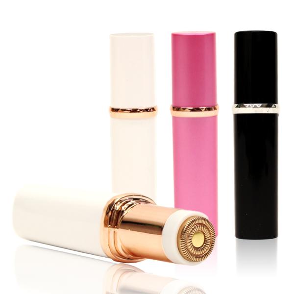 【商品説明】フェイスやボディのあらゆるムダ毛を手軽に簡単にカットできる回転式２枚刃のコンパクトシェーバーです。2重回転刃により全身のムダ毛をスピーディーにカットできます。また肌に直接刃が触れない構造で肌への負担もなく、脇や背中、デリケートな...