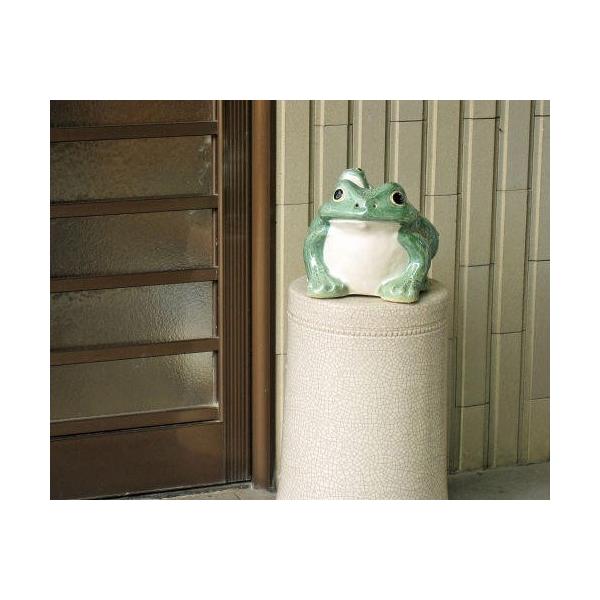 信楽焼 青 カエル 置物 8号 陶器 かわいい かえる 大きい 蛙 おしゃれ グッズ 玄関 雑貨 庭 小さい ギフト 信楽焼き(MESA51-5G)