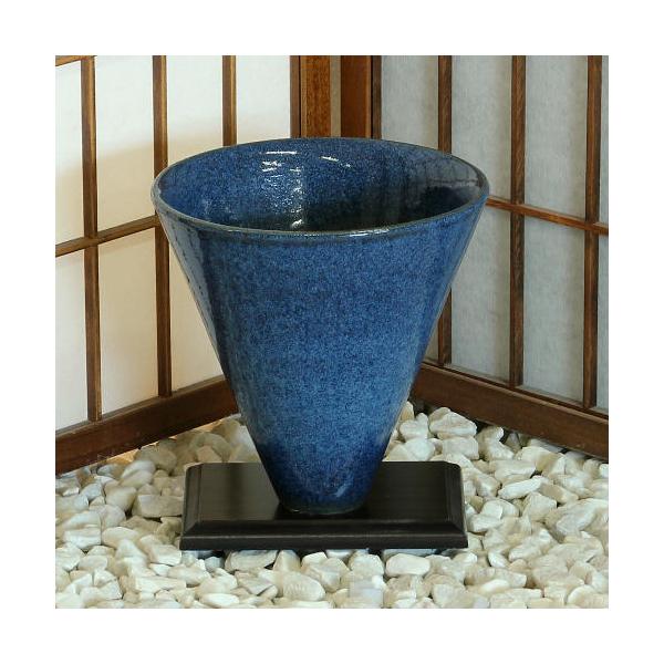 【スペック】立花 花器：Φ20.5×高さ20.5(cm)樹脂剣山受付信楽焼・国産【備考】花台などは付きません。華道用品にて別売りで販売しております。箱に入れてお届けします。池坊などの、華道、生花用としてお使い頂ける、おしゃれな生け花の花器で...