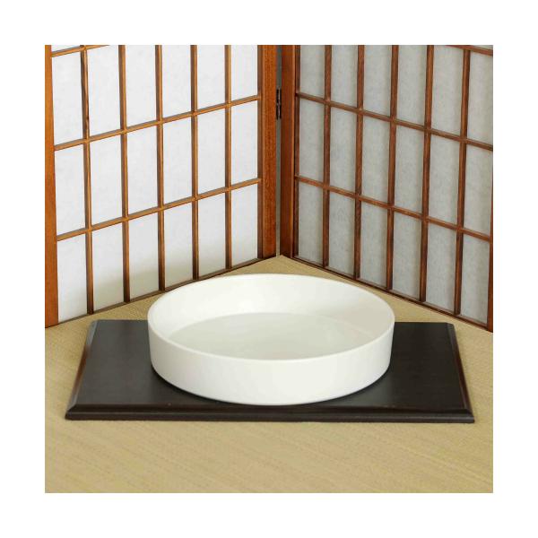 【スペック】水盤：Φ30.5×高さ6(cm) 信楽焼・国産【備考】花台等は付きません。華道用品にて販売しております。箱入りでお届けします。池坊・嵯峨御流など、華道、生花用としてお使い頂けるおしゃれな生け花の花器です。盆栽やオブジェに、お庭で...