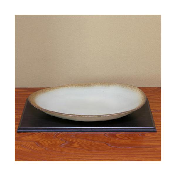 【スペック】水盤 16号：幅48×奥行36×高さ6.5(cm) 信楽焼・国産【備考】花台等は付きません。華道用品にて販売しております。箱入りでお届けします。池坊・嵯峨御流など、華道、生花用としてお使い頂けるおしゃれな生け花の花器です。盆栽や...