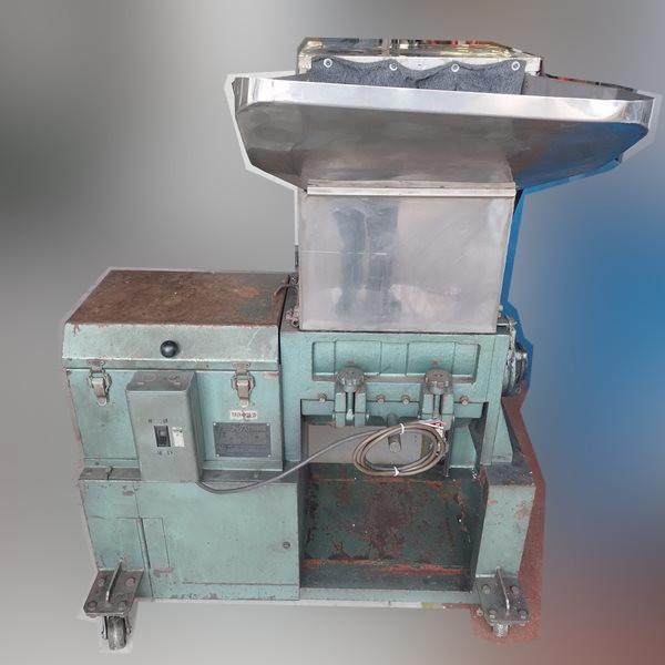 森田精機工業 プラスチックス粉砕機 JC-5LD型 5馬力 3.7kW 森田精機工業 プラスチックス粉砕機 JC-5LD型 5馬力 3.7kW