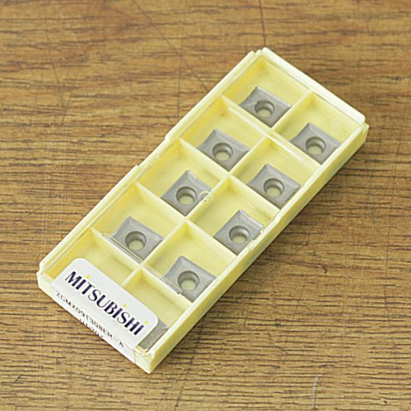未使用）三菱マテリアル ZCMX09T308ER-A(UTi20T) カッタ用インサート