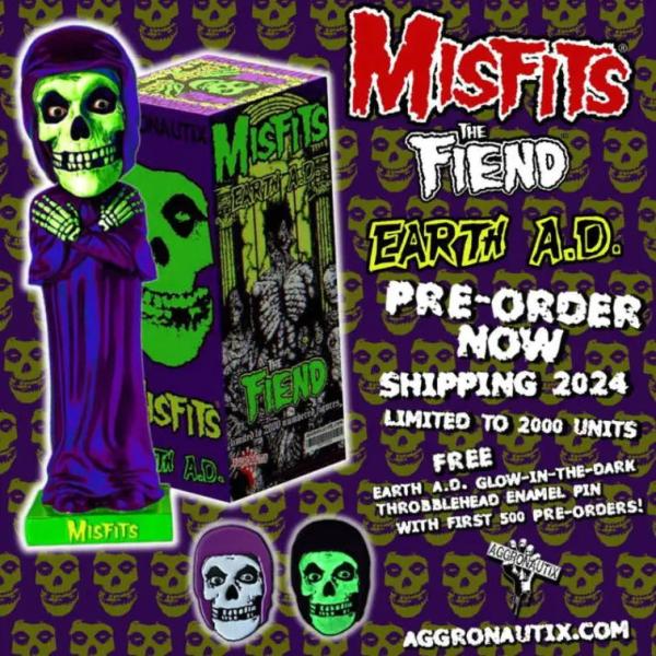 ミスフィッツ クリムゾン ゴースト 蓄光 首振り フィギュア MISFITS