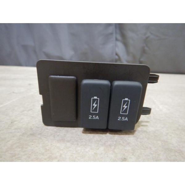 NBOX部品取り　yuy N-BOX N−BOX 6BA-JF3 USBポート Y337962 : 有限会社 村上パーツ