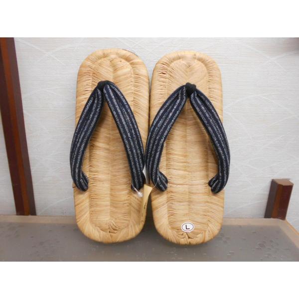 ★手づくり・気持ちいい竹皮表の雪駄です。☆鼻緒は柔らかい布地を使用しています。☆底は軽いスポンジ底です。☆和装に、夏場はカジュアルにもお部屋履きにも。《サイズ》☆ＬLサイズ２７ｃｍ・踵の高さ２.５ｃｍ・幅９.８ｃｍです。★26.5〜28.5...