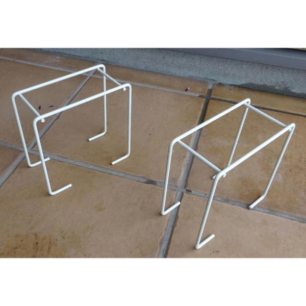 【ここがポイント！】1、高温になりにくい・・・地温が上がってもプランターと地面と間隔があるので影響を受けにくい。2、排水性が良くなる・・・雨等でプランター内にたまった水分をはき出しやすいので根ぐされ防止効果。3、プランターが汚れにくい・・・...