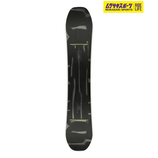 【RIDE】ライドのメンズスノーボードMANICは山全体を滑れるようにデザインされたモデルです。Directional Standard Camberは板に反発と操作性を持たせ、ノーズとテールの緩やかなロッカーが滑らかなターンをアシストしま...