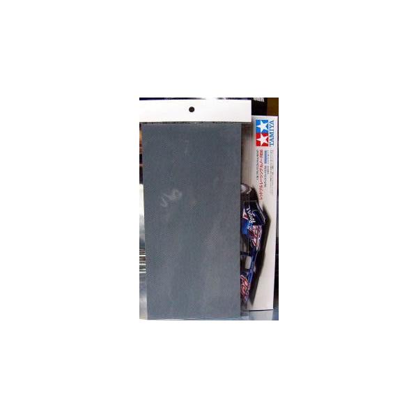 透過型カーボンデカール 細目です。デカールのみです。カーボンは繊維を樹脂で固めた物なので見る角度によってパターンが見えたり、単なる黒に見えたりしますが、通常のカーボンデカールは模様なので、どの角度から見えても同じ模様で樹脂で固めた炭素繊維に...