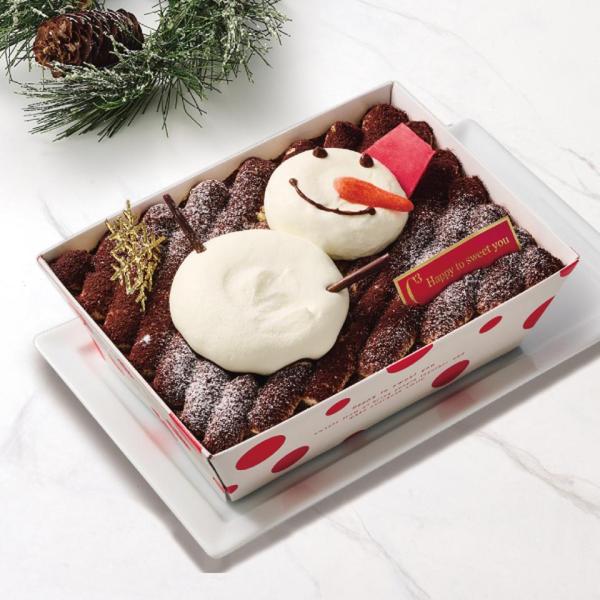 【ご予約は12/12(金) 15時まで】シーキューブの代表商品のティラミスに、可愛らしい雪だるまのデザインをあしらったクリスマス限定ティラミスが登場。【ご予約は12/12(金) 15時まで】●商品詳細：縦11.9cm×横15.5cm×高さ5...