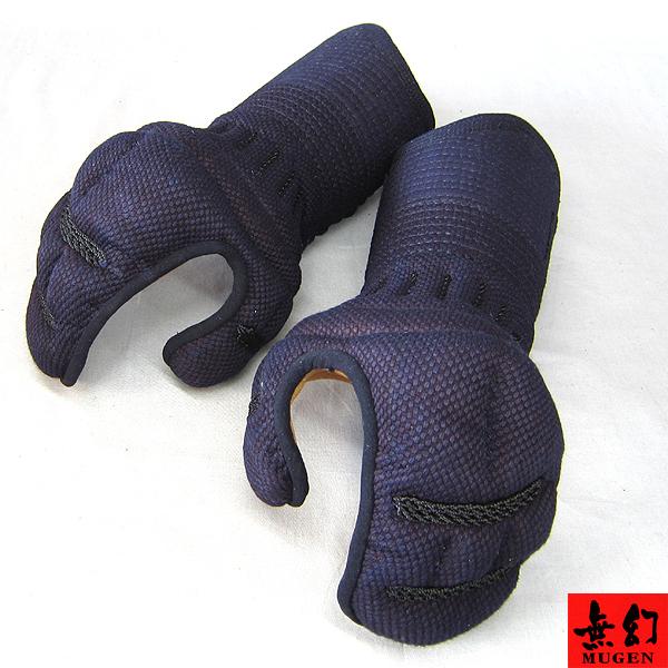 剣道具 剣道防具 単品 甲手 赤無幻 織刺 刺繍ネーム付 小手 : 春日武