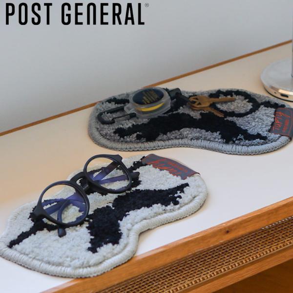 タフト製法で丁寧に仕上げた、ふんわりと柔らかな質感の眼鏡置きマット。職人の手仕事が光るしっかりとした作りで、使うたびに心地よさを感じられます。眼鏡と髭のユニークなイラストが施されたデザインは、遊び心をプラスしながらも大人っぽい印象。シンプル...